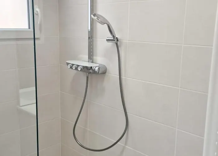 Appartement T3 Neuf Climatise Avec Parking A