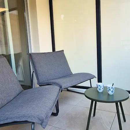 T3 Neuf Climatisé Avec Parking à Apartamento *