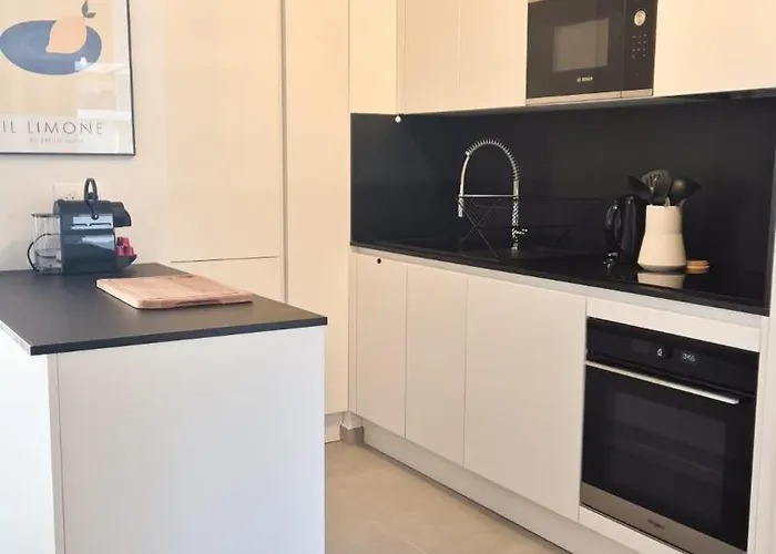 Apartamento T3 Neuf Climatisé Avec Parking à *